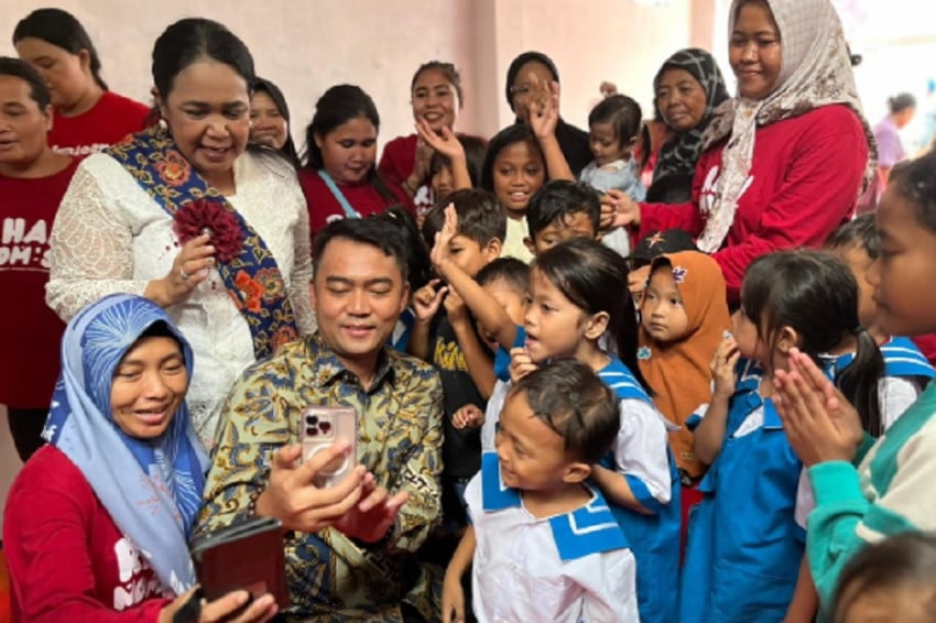 hardiknas 2026 staf khusus menag rayakan bersama 38 anak pemulung komitmen beri beasiswa abp