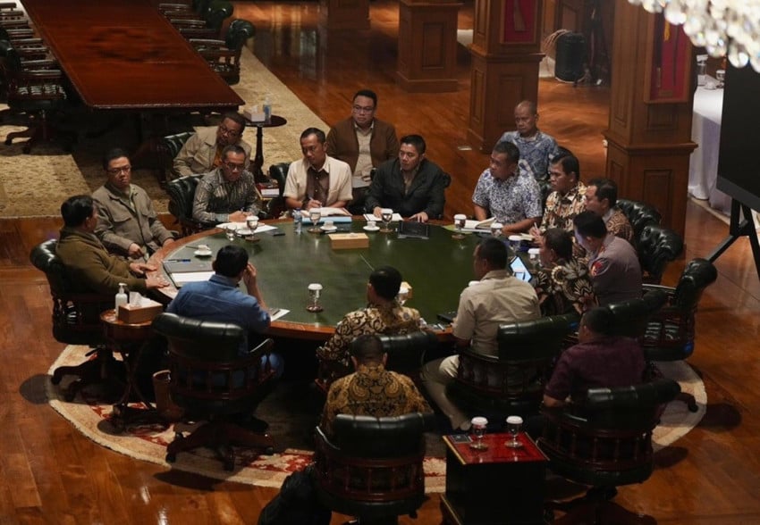 prabowo pimpin ratas di hambalang isu hankam hingga pendidikan dibahas kot YPj3lQ